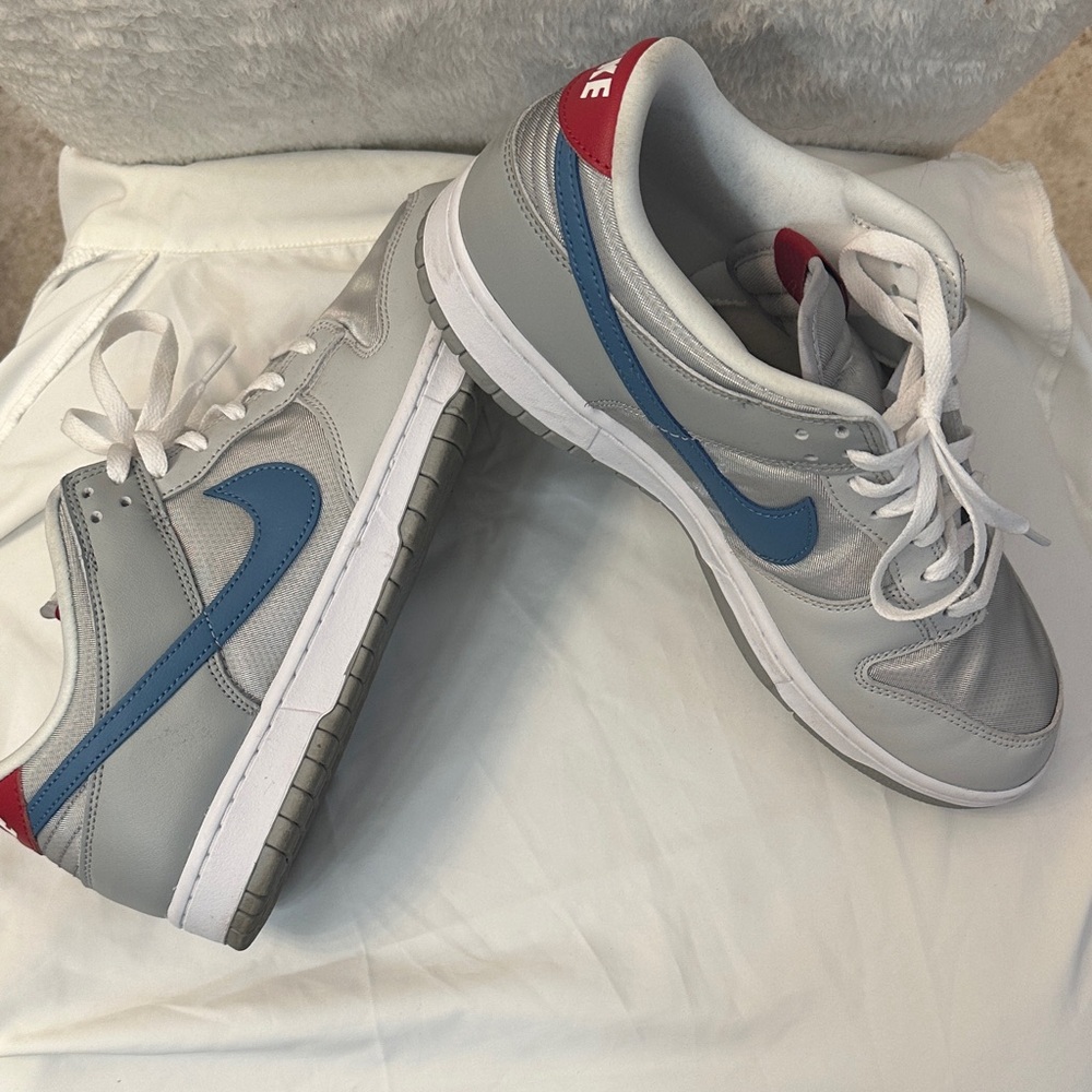 Nike  Silver Surfer sz 11.5 Gray Sneakers with Blue and Red Accents gently worn